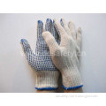 7 Gauge Natural Cotton Polyester String Knitted Blue PVC Dots Glove (DKP109)